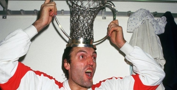 dino-meneghin-of-tracer-milano-celebrates-yet-another-european-cup-title-in-1988